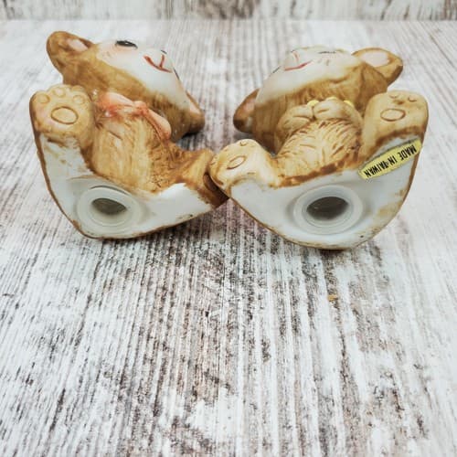 Vintage Big Eyed Boy & Girl Brown BEARs Salt & Pepper Shakers Made in Taiwan - Thumbnail 5