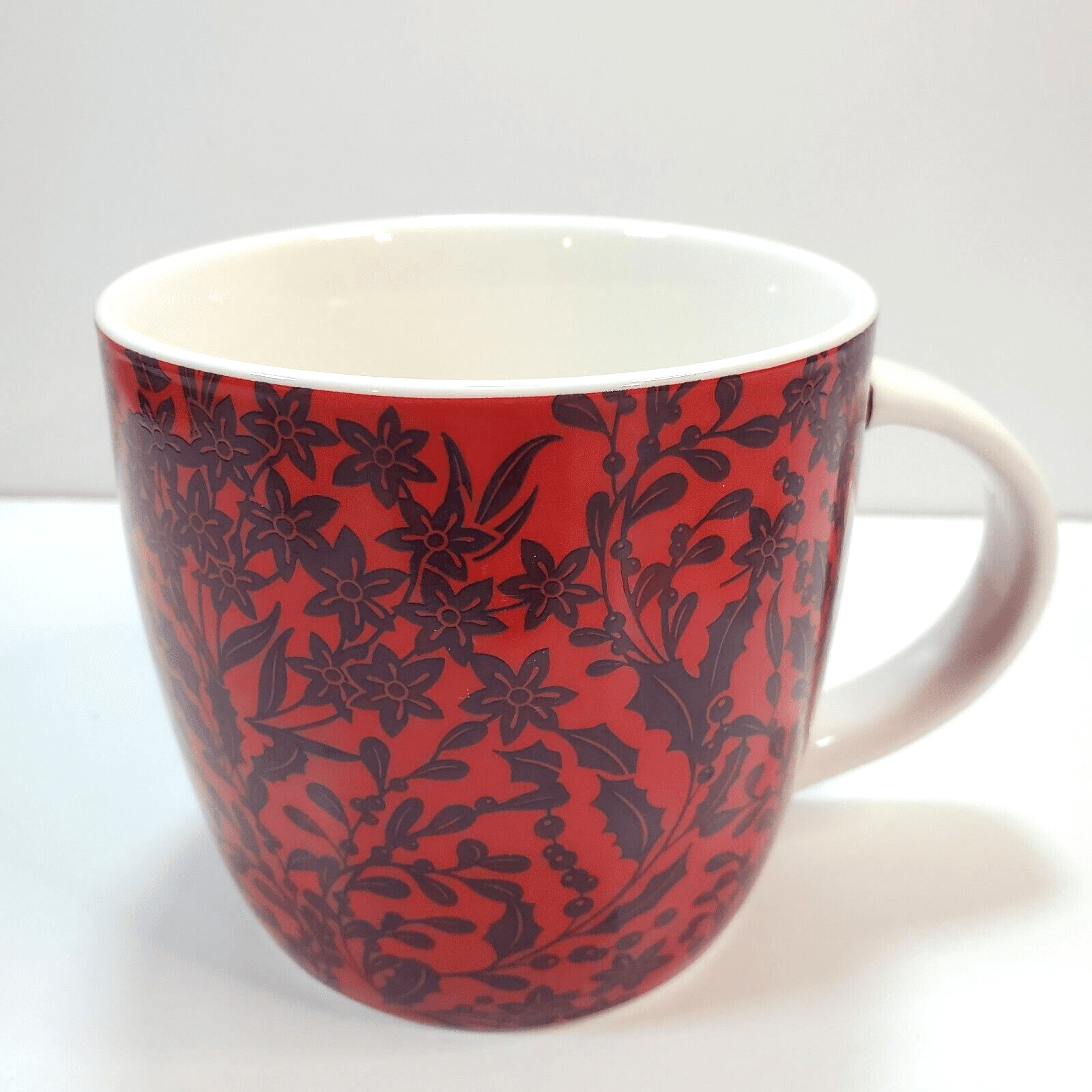 Starbucks 2017 Holiday Red Purple Poinsettia Holly 14 fl oz Gold Logo Mug Floral