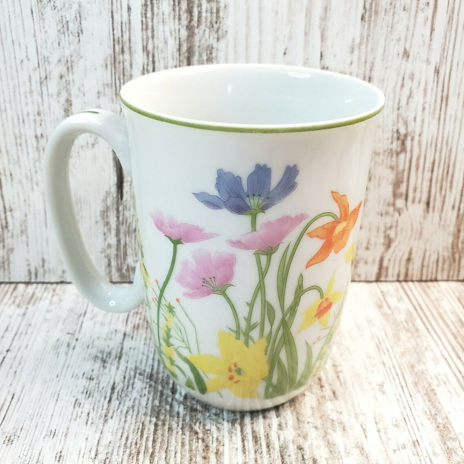 Vintage 1974 Seymour Mann Inc DAY LILY Fine China Coffee Tea Mug Cup Floral - Thumbnail 3