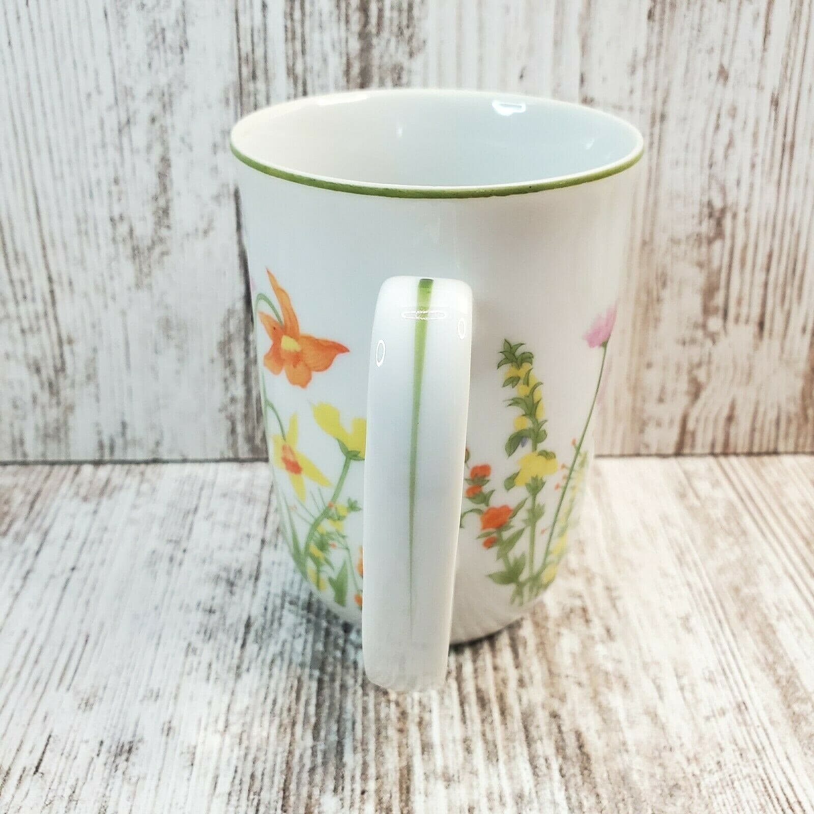 Vintage 1974 Seymour Mann Inc DAY LILY Fine China Coffee Tea Mug Cup Floral - Thumbnail 4