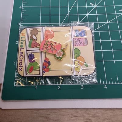 Pink La Croix Sparkling Water Can w/Flower Enamel Lapel Pin Brand Promo LaCroix - Thumbnail 4
