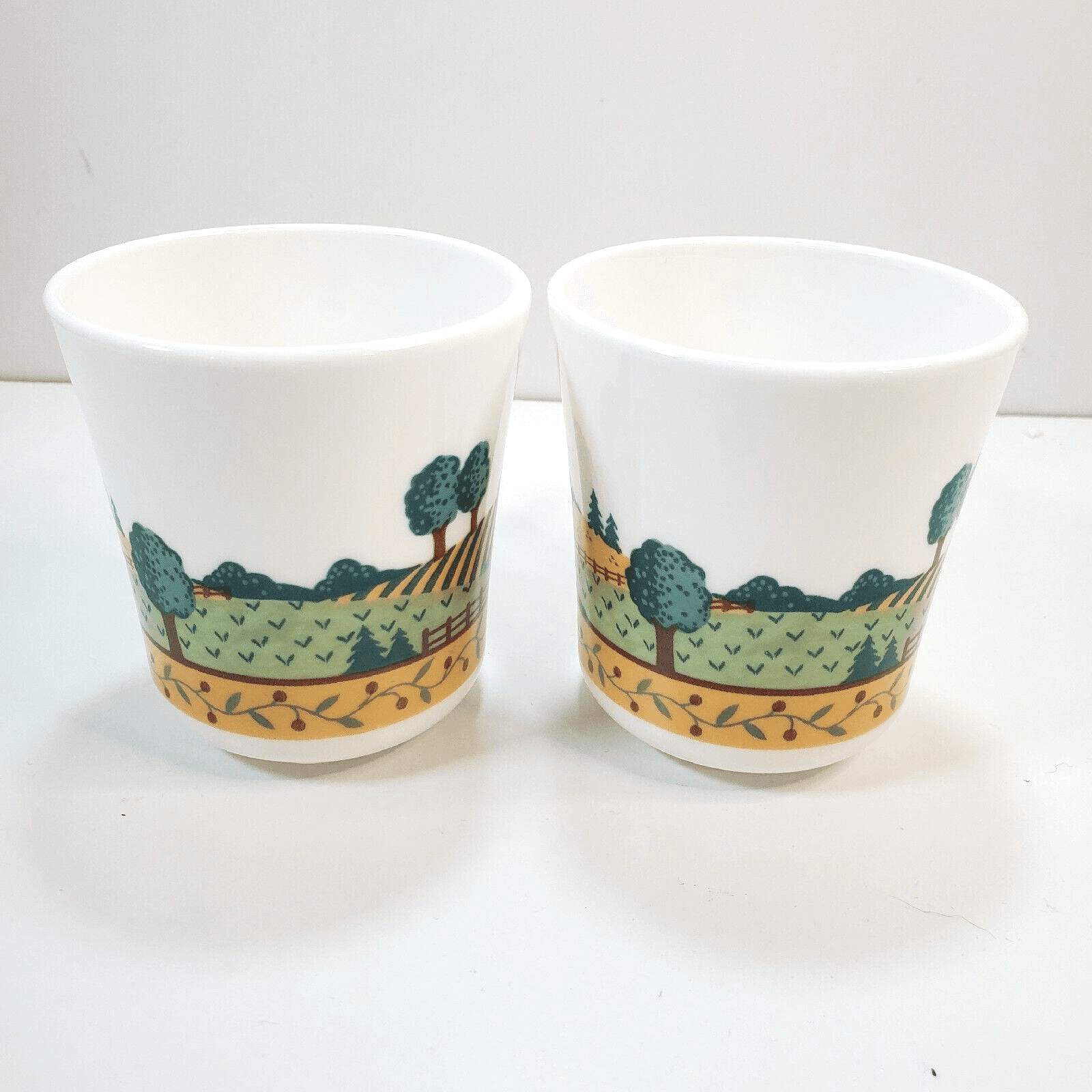 VIntage 1998-99 Corelle Farm Country Landscape Coffee Tea Mugs Cups Lot of 2 - Thumbnail 4