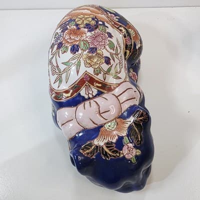 Vtg Hand-painted Chinoiserie Ceramic Sleeping Cat Figurine w/Floral Motif 9.5 " - Thumbnail 2