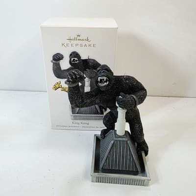 King Kong Hallmark Keepsake 2010 Ornament Movie Empire State Building