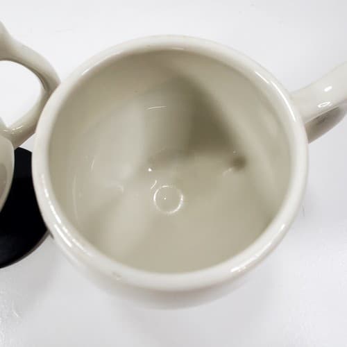 Vtg Set of 2 HALL Pottery White and Black Footed Glazed Coffee Tea Mugs USA READ - Thumbnail 3