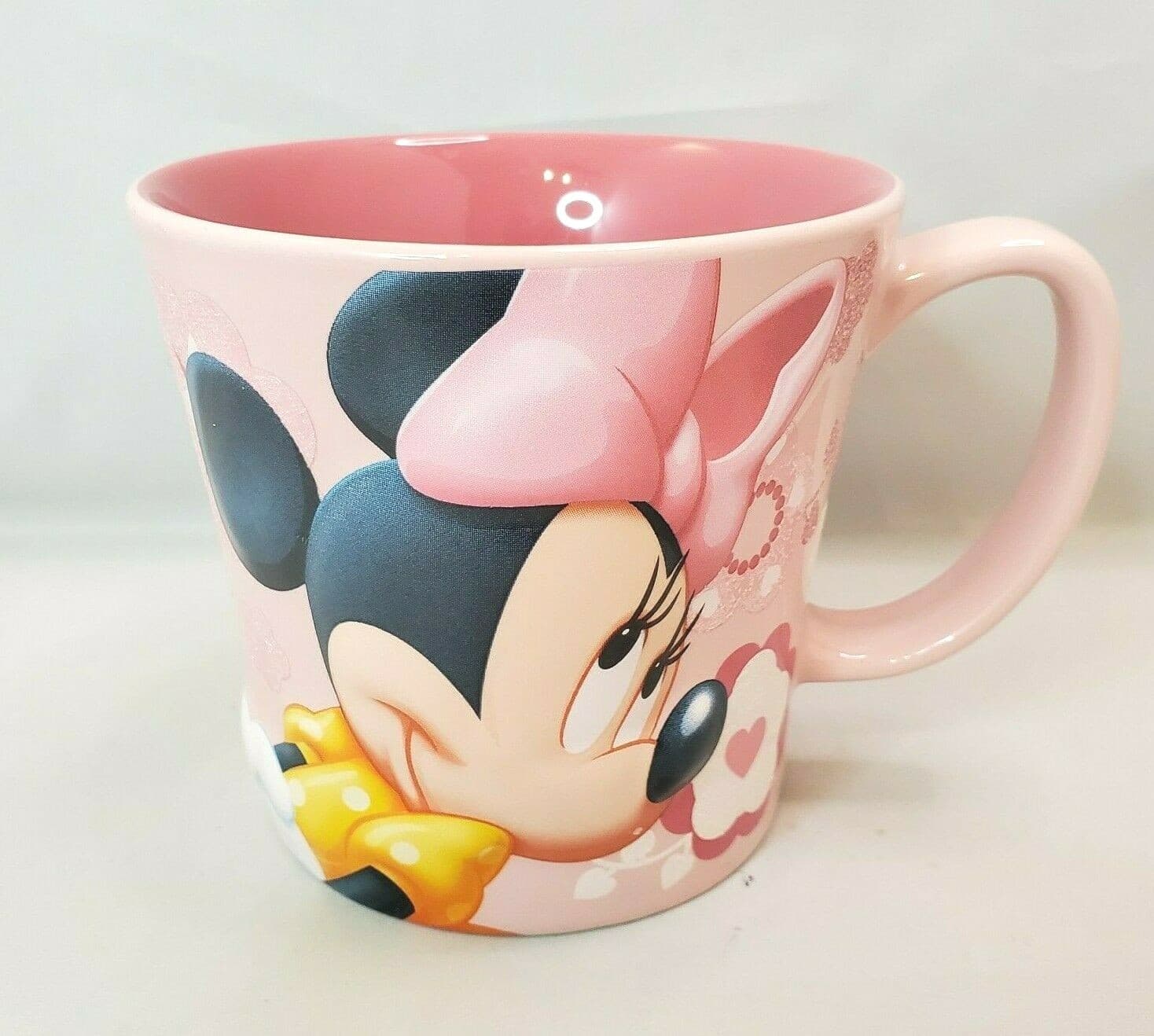Disney Store Minnie Mouse 3-D Pink Mug Sparkle Hearts 14 OZ