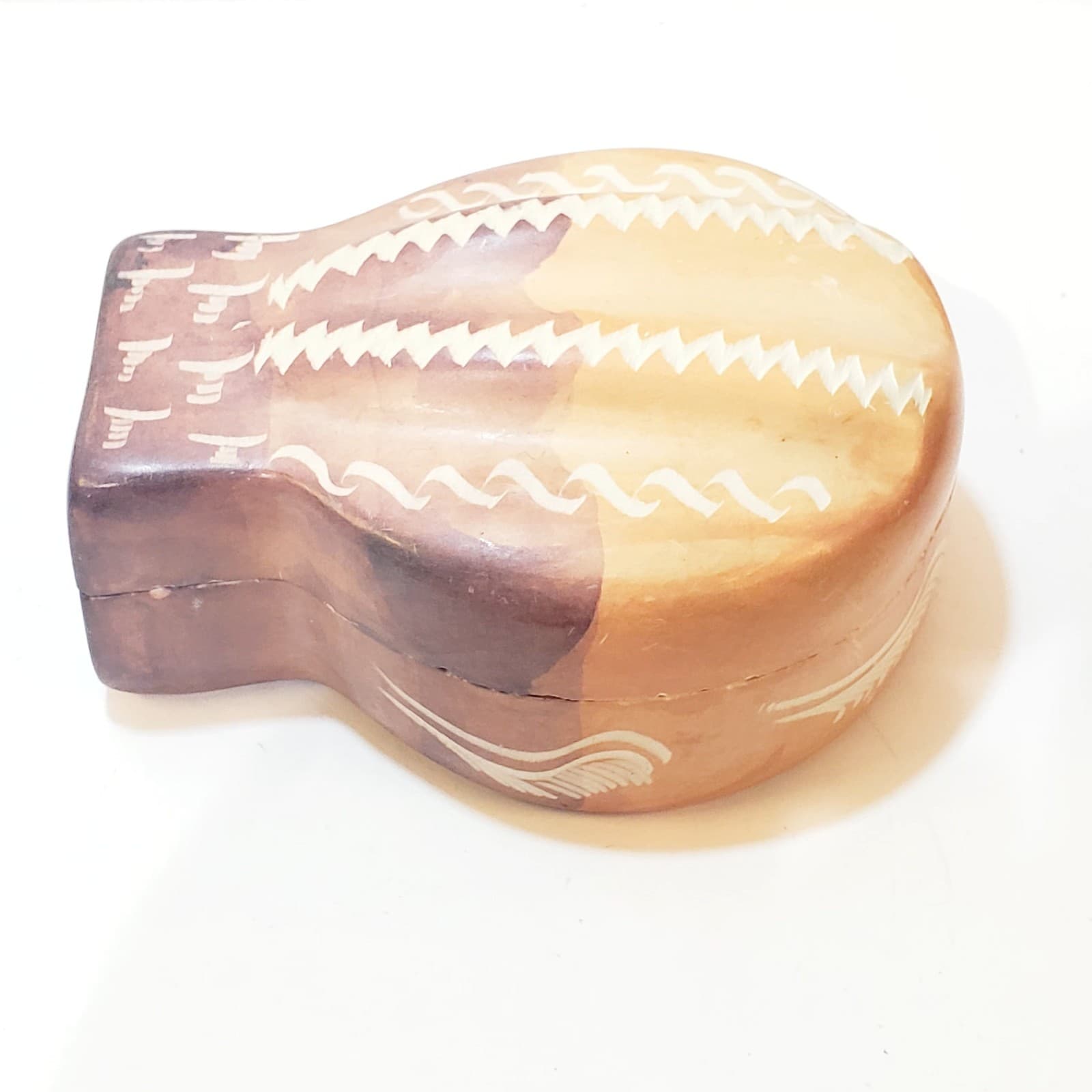 Handcarved African Soapstone Trinket Box Etched Outer Shell Shaped Kenya 4" - Thumbnail 2