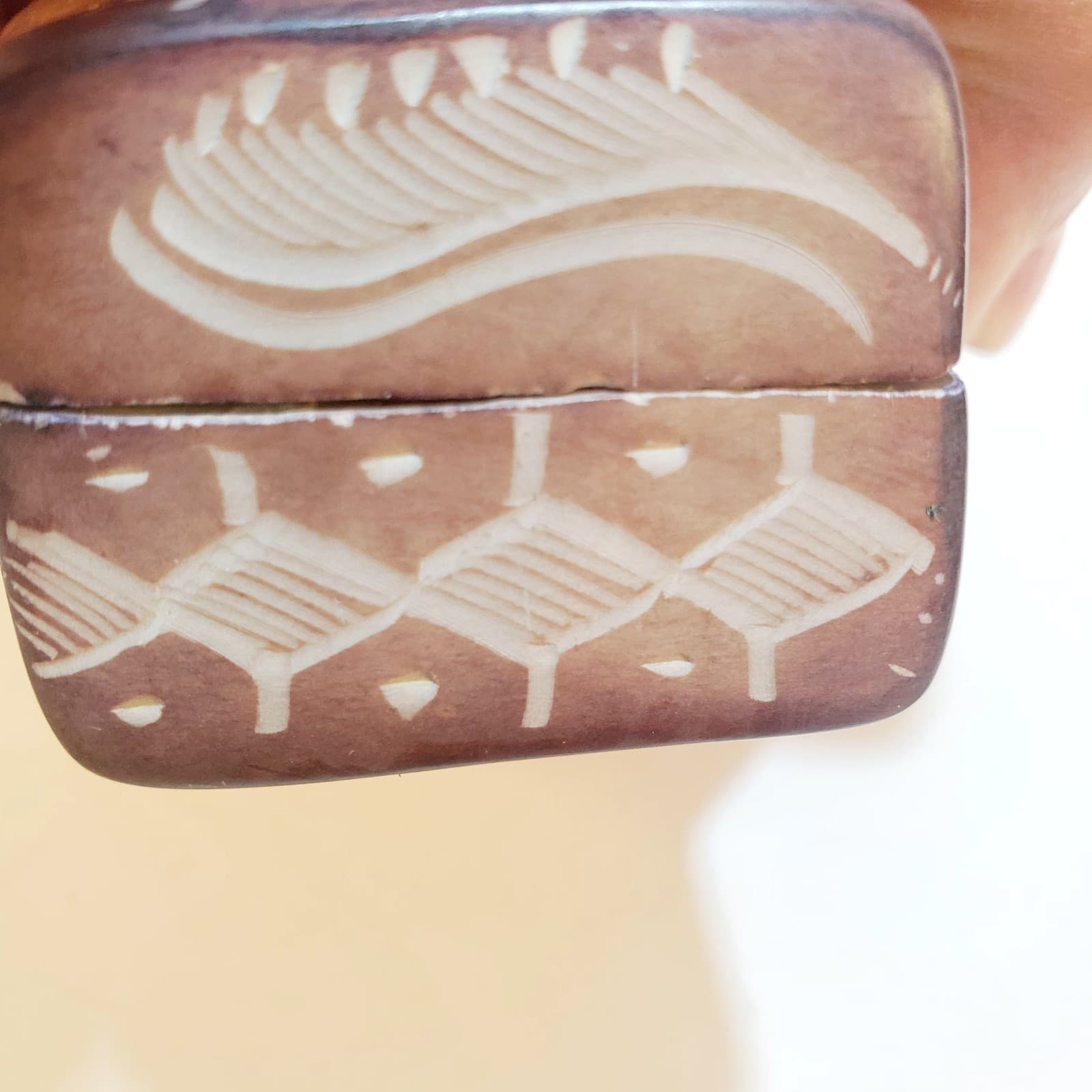 Handcarved African Soapstone Trinket Box Etched Outer Shell Shaped Kenya 4" - Thumbnail 10