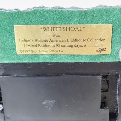 1997 Lefton Historic American Lighthouse White Shoal Blinking Lights Works VIDEO - Thumbnail 9