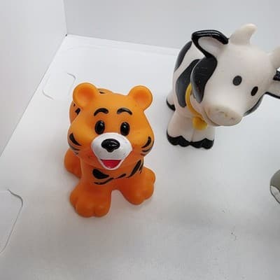 Lot of 7 Fisher Price Little People Zoo & Farm Animals Lion Cow Pig Tiger Sheep - Thumbnail 4
