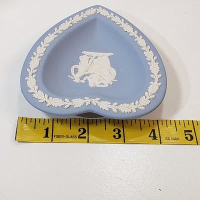 Vintage Wedgwood Blue White Jasperware Heart Shaped Trinket Dish 4 1/2" England - Thumbnail 4