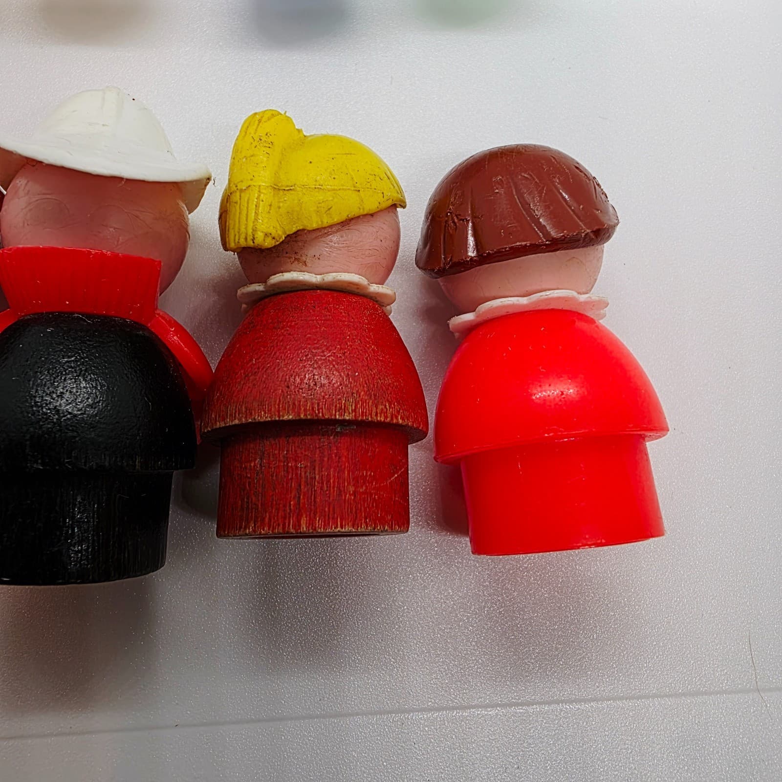 Mattel Fisher Price Little People Figures Mixed Lot of 8, plastic and or wood - Thumbnail 8