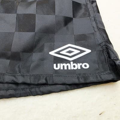 Umbro Youth NWT Shiny Caviar Black Check Soccer Shorts Sz XXX Small - Thumbnail 3
