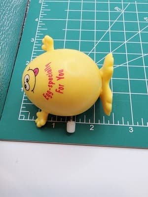 Vintage Russ Crazy Eyes Wind Up Easter Egg Toy Yellow Works SEE VIDEO - Thumbnail 7