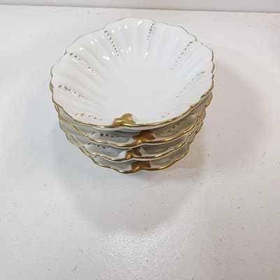 Set of 4 Andrea By Sadek Leaf Shaped Porcelain Trinket Dishes White Gold Trim - Thumbnail 5