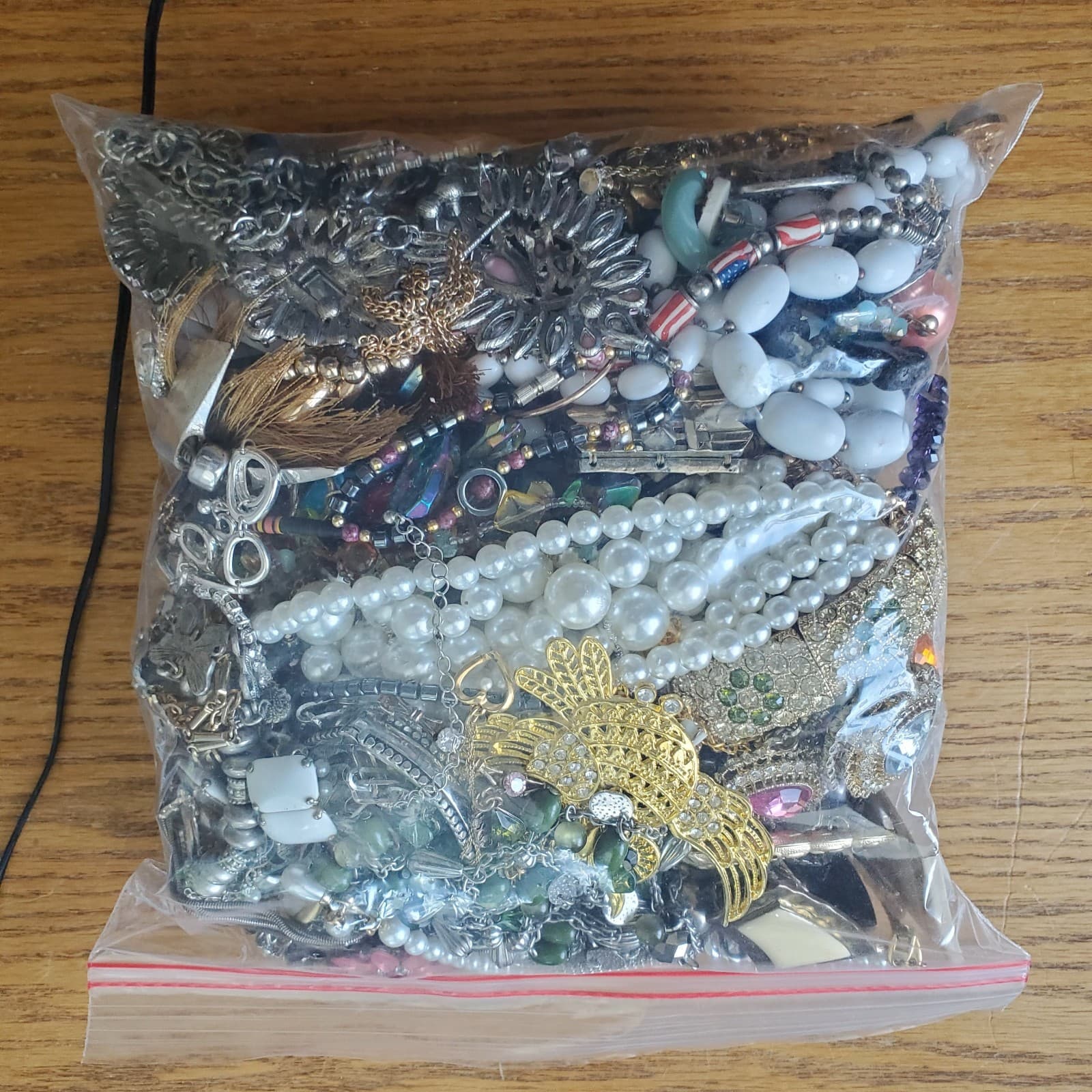 7+ LB Jewelry Lot Mostly Wearable or Resellable Necklace Earrings Vtg/Modern 158 - Thumbnail 8