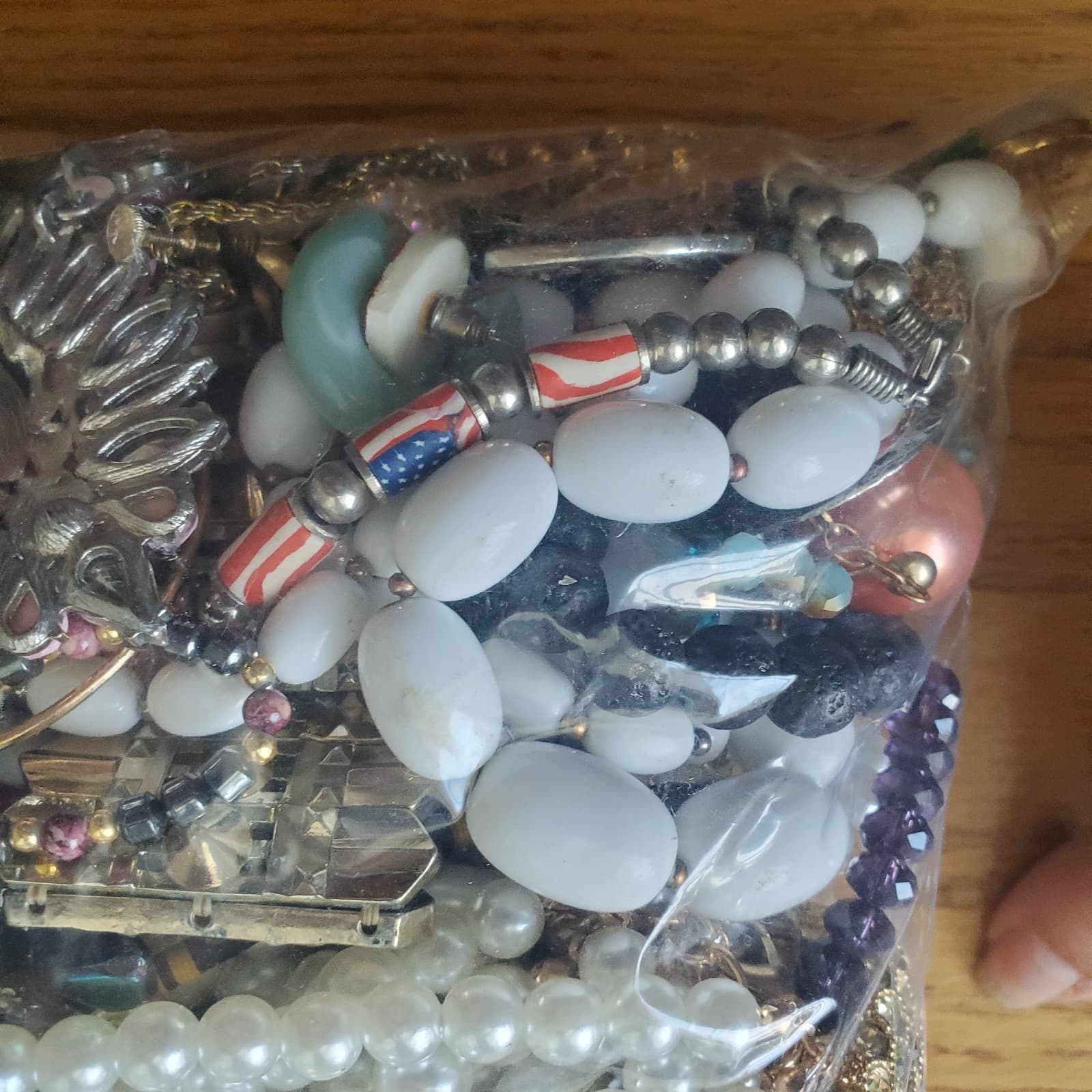 7+ LB Jewelry Lot Mostly Wearable or Resellable Necklace Earrings Vtg/Modern 158 - Thumbnail 11