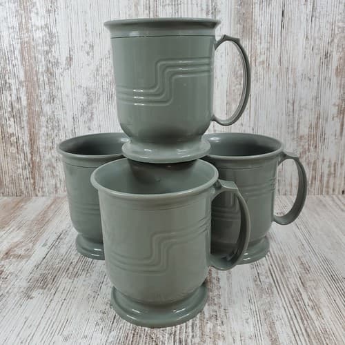 Cambro Shoreline 8 Oz Plastic Green Coffee Mugs Huntington Beach CA USA Set of 4