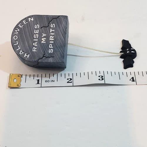 Hallmark Halloween Raises My Spirits Tombstone RIP Pull string Bat Pin Brooch - Thumbnail 5