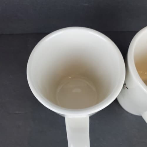 2 Williams Sonoma Simplistic Snowwomen 10 oz Mugs Coffee Tea Cocoa Holiday - Thumbnail 7