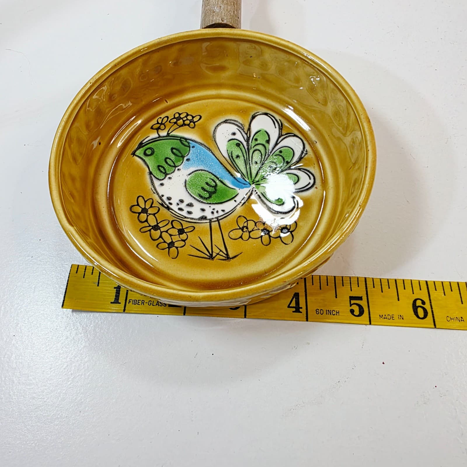 Vintage Ceramic Hanging Pan With Bird Design Wooden Handle Kitchen Wall Decor - Thumbnail 7