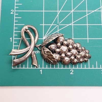 Vintage Hermann Siersbol Denmark .925 Sterling Silver Brooch Pin Grapes Cluster - Thumbnail 4