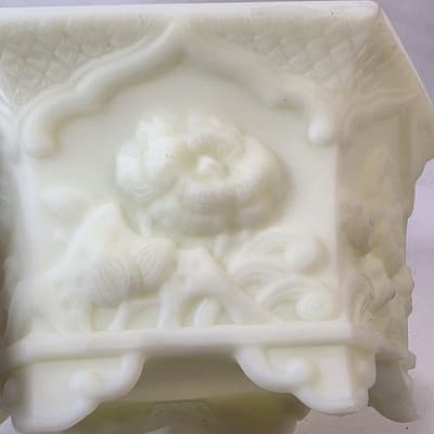 Vtg Fenton Uranium Vaseline Satin Custard Glass Hexagon Floral Footed Planter - Thumbnail 11