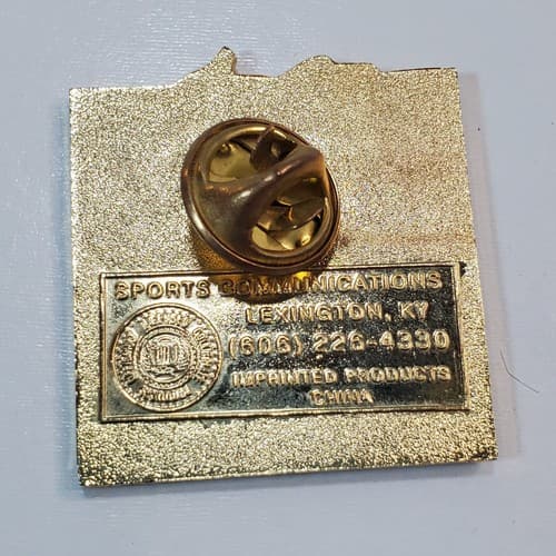 Vintage University Of Kentucky Wildcats Basketball 1996/97 Lapel Cap PIN - Thumbnail 2