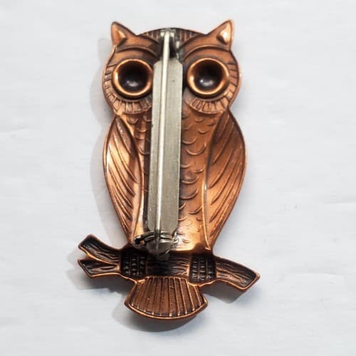 Copper Tone Lightweight Metal Perched Big Eyed Owl Bird Brooch Pin - Thumbnail 2