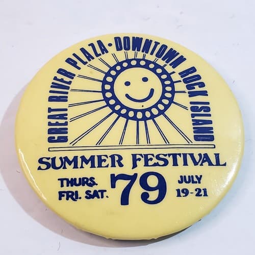 Vtg 1979 Rock Island IL Summer Festival Great River Plaza Pinback Badge Button