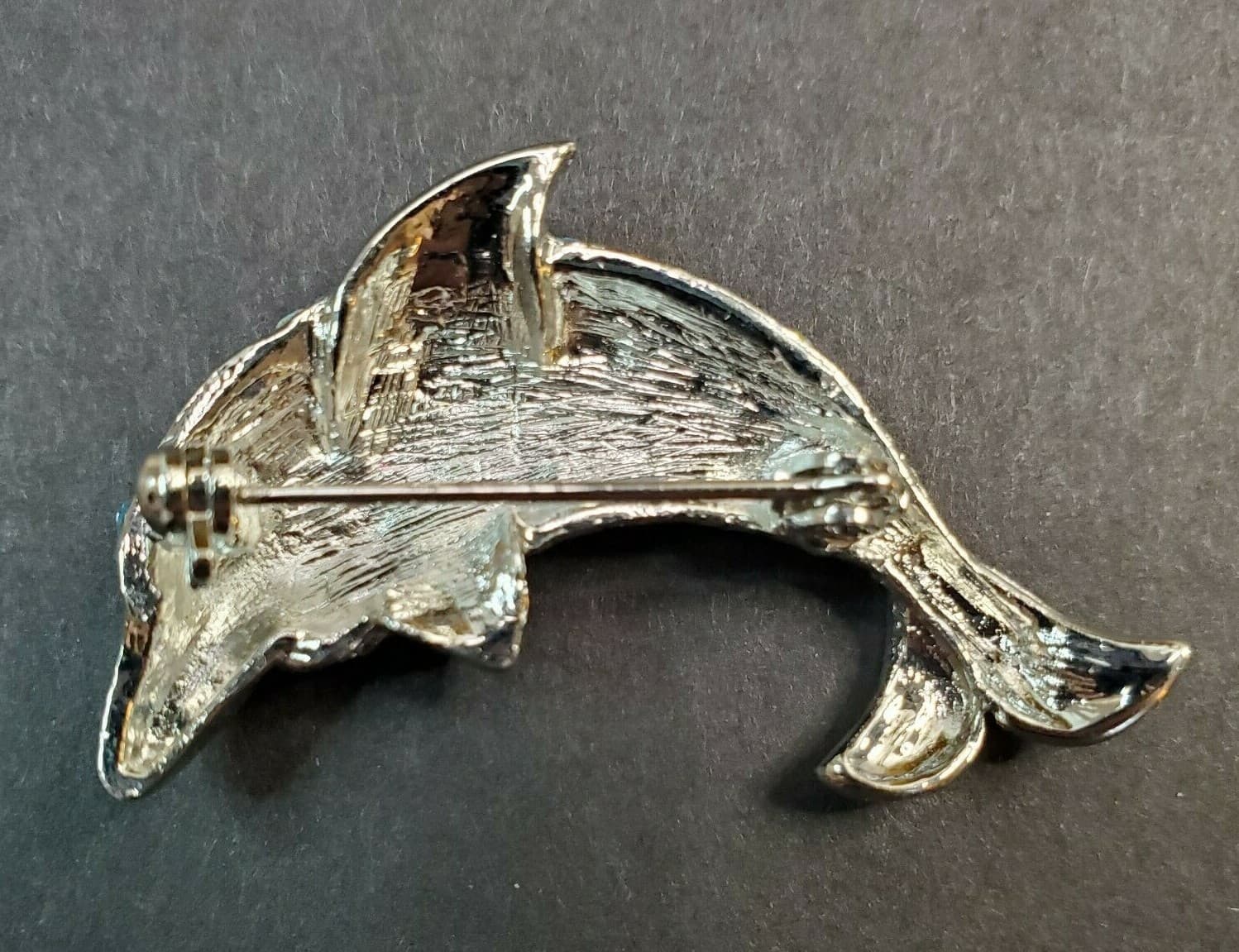 Silver Tone Metal & Blue Rhinestones Dolphin Porpoise Brooch Pin - Thumbnail 3
