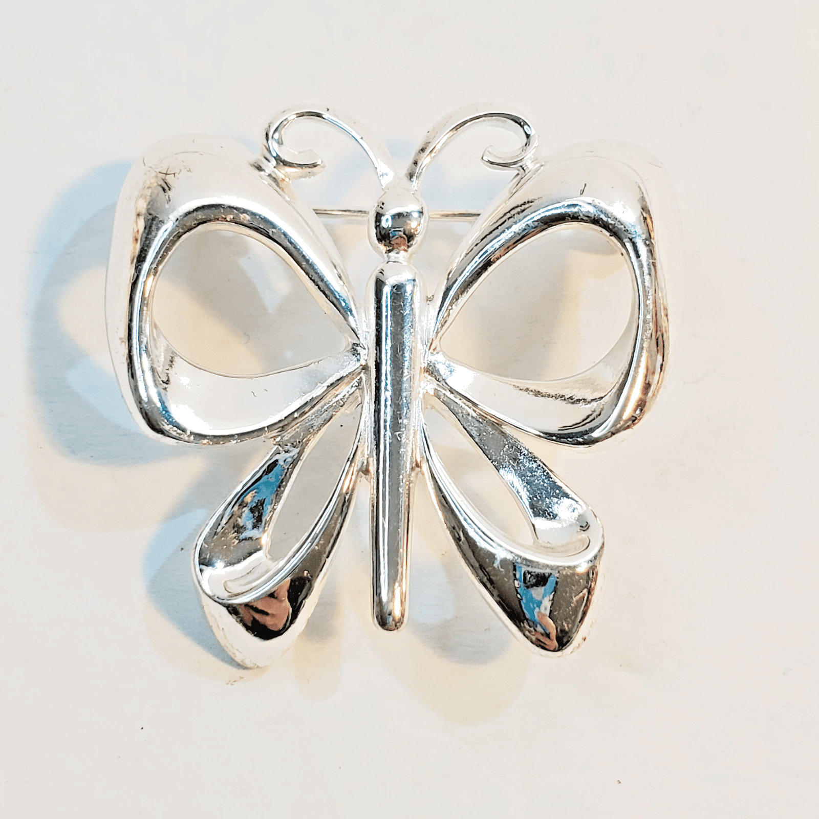 Silver Tone Shiny Metal Open Work Butterfly Brooch Pin