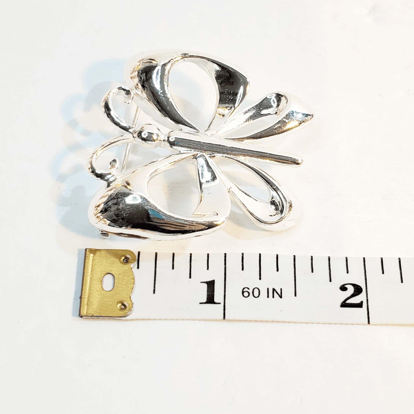 Silver Tone Shiny Metal Open Work Butterfly Brooch Pin - Thumbnail 3