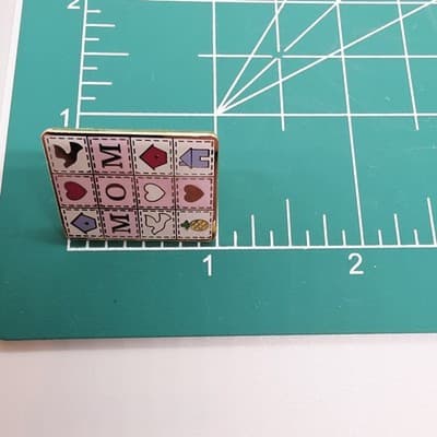 Vintage Mom Bingo Cross Quilted Patchwork Lapel Vest Hat Tack Pin Mothers Day - Thumbnail 4