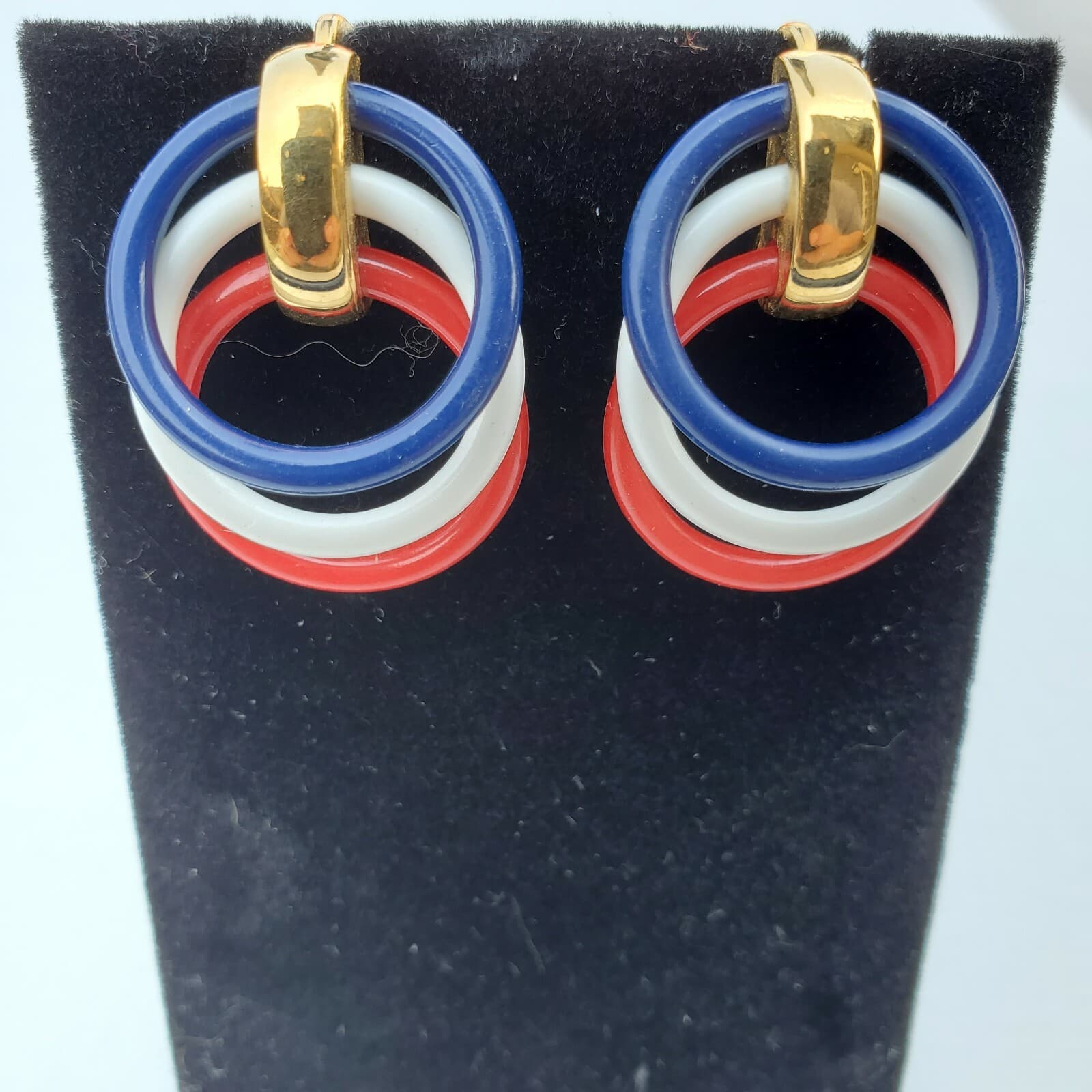 Vintage Crown Trifari Red White Blue Rings & Gold Tone Clip On Earrings