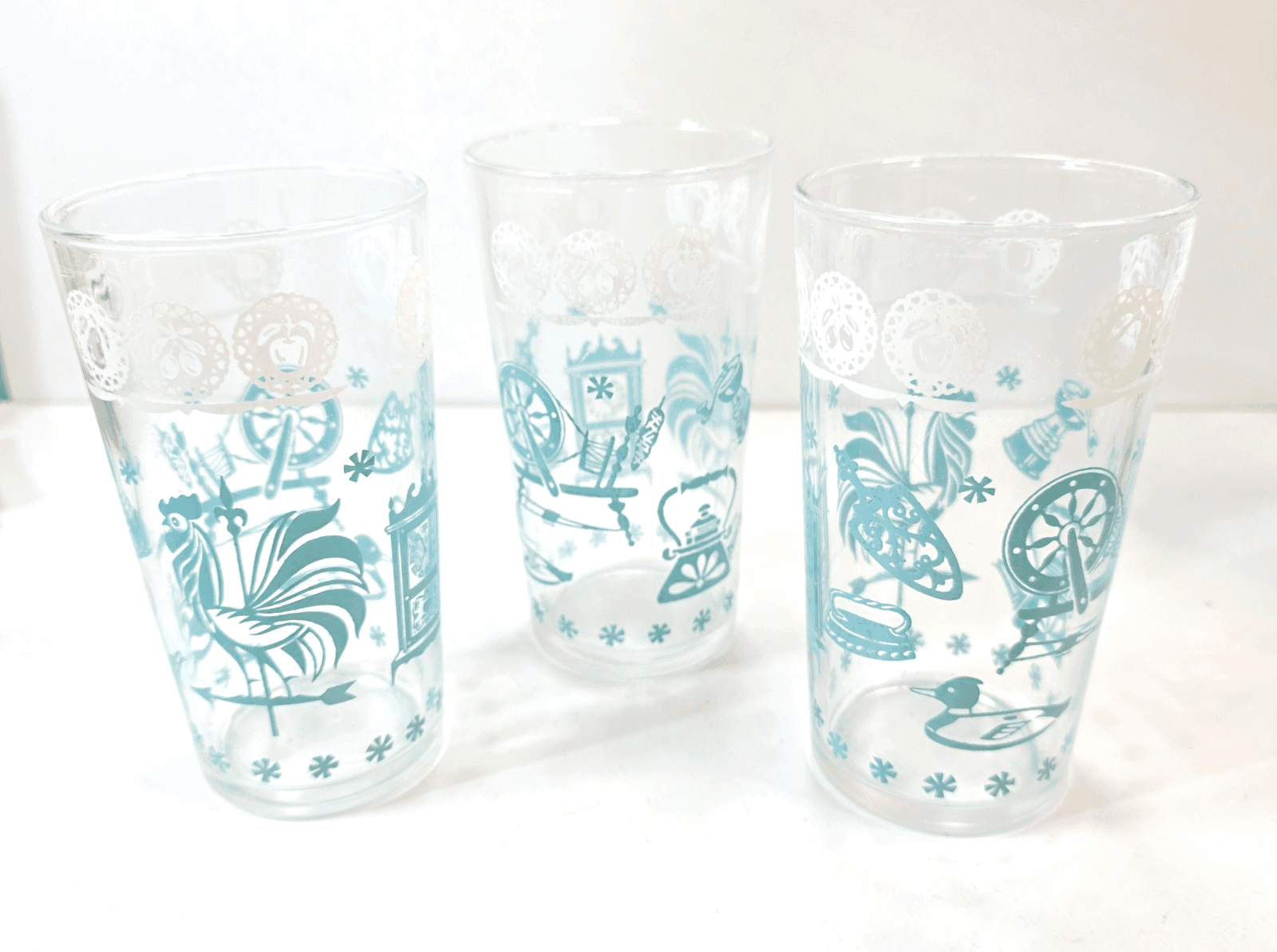 3 Vtg Hazel Atlas Tumblers Glass Rooster Spinning Wheel Clock Iron Teal 5.125"