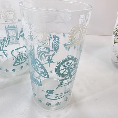 3 Vtg Hazel Atlas Tumblers Glass Rooster Spinning Wheel Clock Iron Teal 5.125" - Thumbnail 3