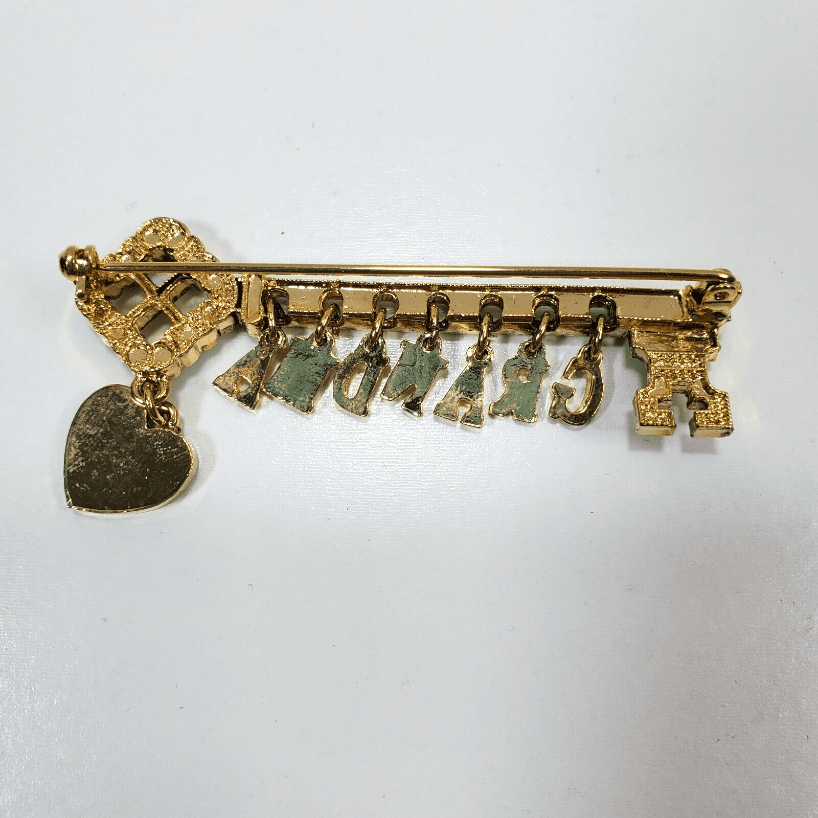 Textured Gold Tone Dangle Grandma Letters Key to My Heart Brooch Pin - Thumbnail 2