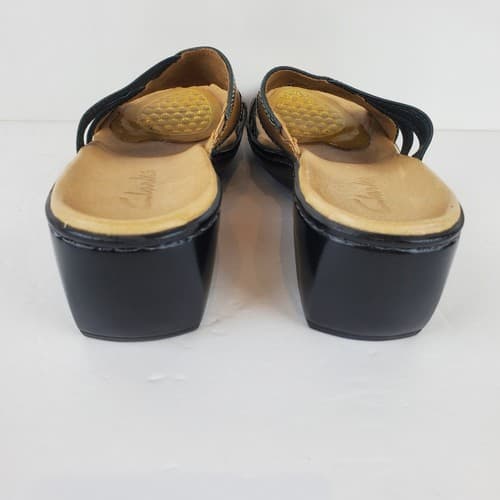 Clarks Black & Tan Leather Criss-Cross Slip-On Sandals Women's Size 8M - Thumbnail 5