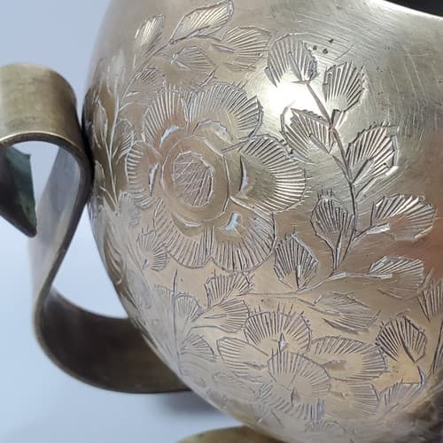 Vtg Small Heavy Brass Footed Bowl Planter Etched Embossed Floral Design Patina - Thumbnail 2