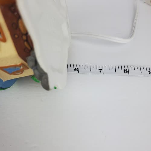 Vintage Dept 56 North Pole Series Tillie's Tiny Cup Café Village 1998 Retired - Thumbnail 13