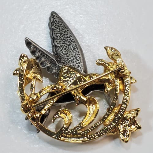 Signed JJ Hummingbird In Flowers Pewter Gold Tone Brooch Pin in Box - Thumbnail 3