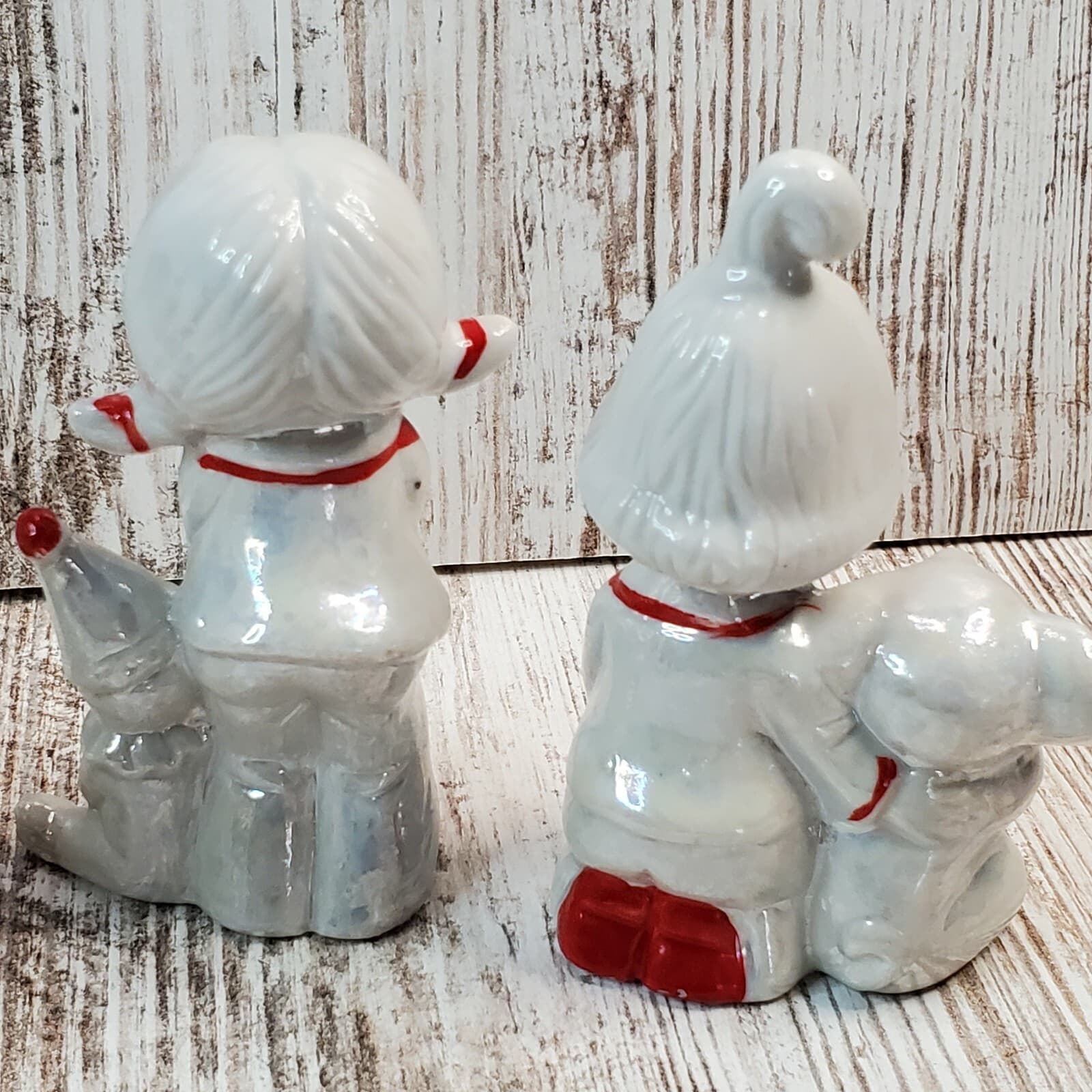 4 Vintage Crown Deville Red & White Lusterware Children with Toys Figurines - Thumbnail 8