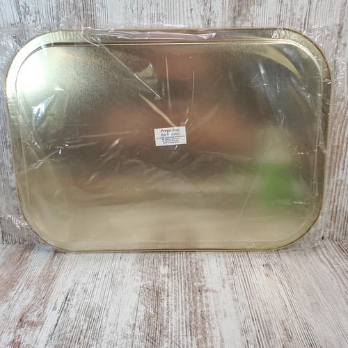 Vintage Tin Serving Tray "Preparing for Winter" 15.5" x 11" Animal Holiday Decor - Thumbnail 4