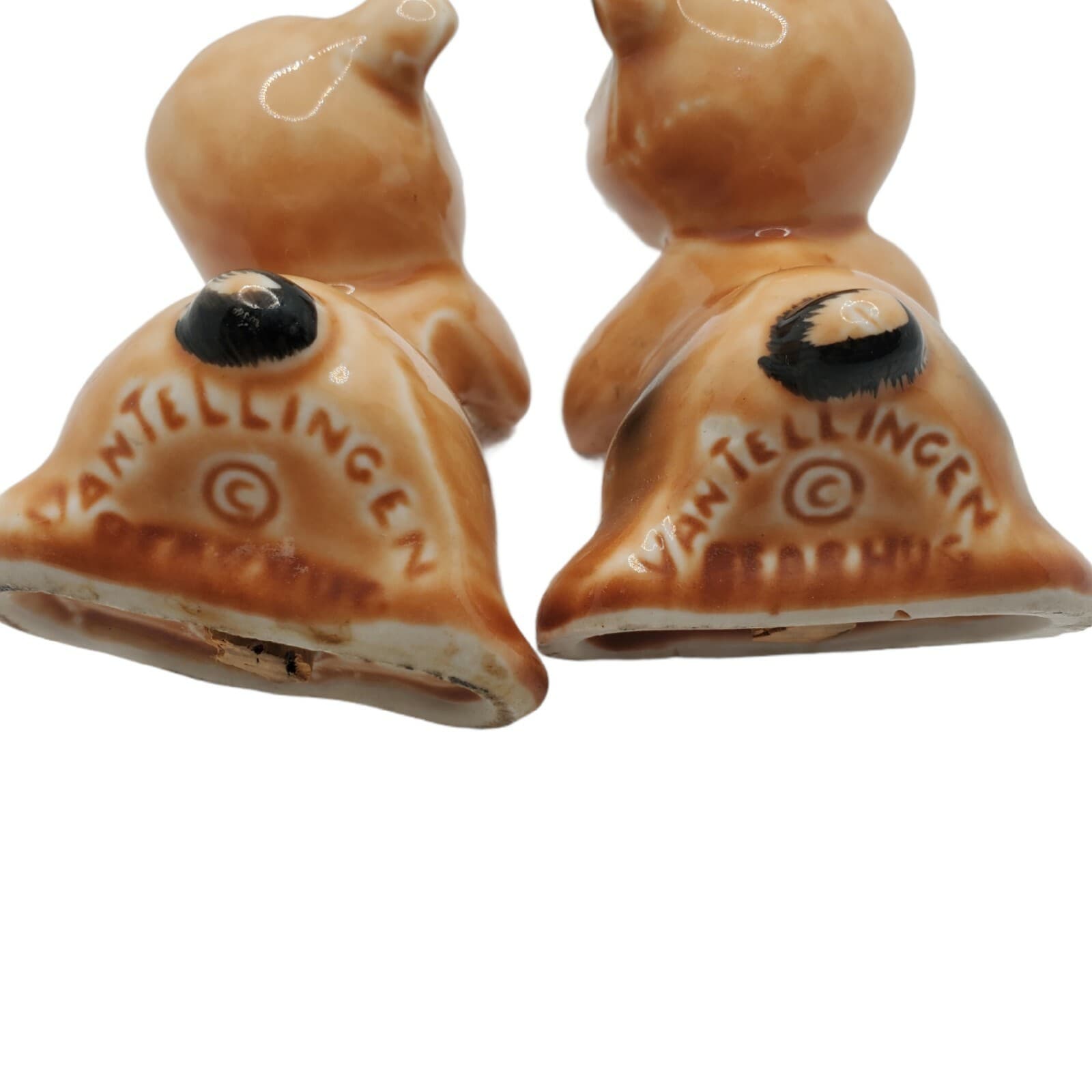 Vintage Van Tellingen Bear Hug Porcelain Tan Salt & Pepper Shakers Retro Kitsch - Thumbnail 2