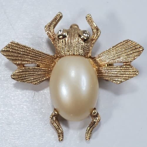 Vintage Textured Gold Tone Faux Pearl Cabochon Jelly Belly Insect Fly Brooch Pin - Thumbnail 2