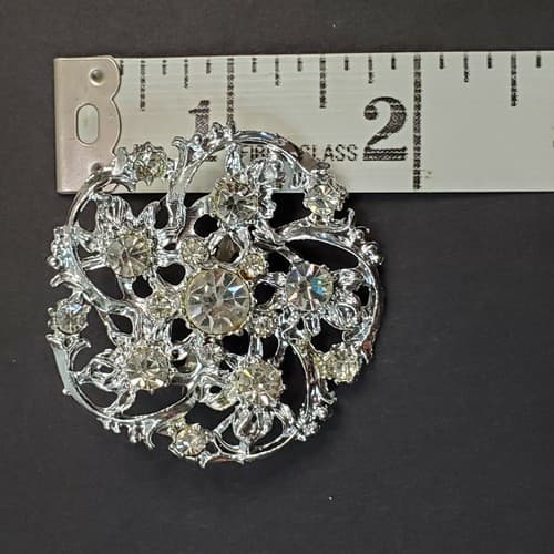 Vintage Silver Tone Clear Rhinestone Round Swirl Snowflake Open Work Pin Brooch - Thumbnail 4