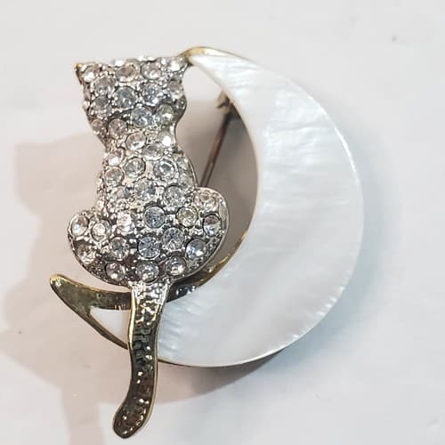 Gold Tone Metal Clear Encrusted Rhinestones Cat Kitten on Half Moon Brooch Pin