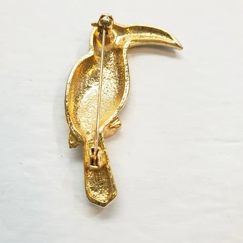 Vtg Gold Tone Metal and Enamel Rhinestone Eye Toucan Tropical Bird Brooch Pin - Thumbnail 3