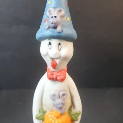Vtg 1995 Fabri-Center Ceramic Skinny Halloween Ghost Holding Pumpkin Mice Decor - Thumbnail 2